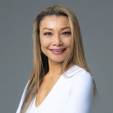 Maggie Guo, Sales representative