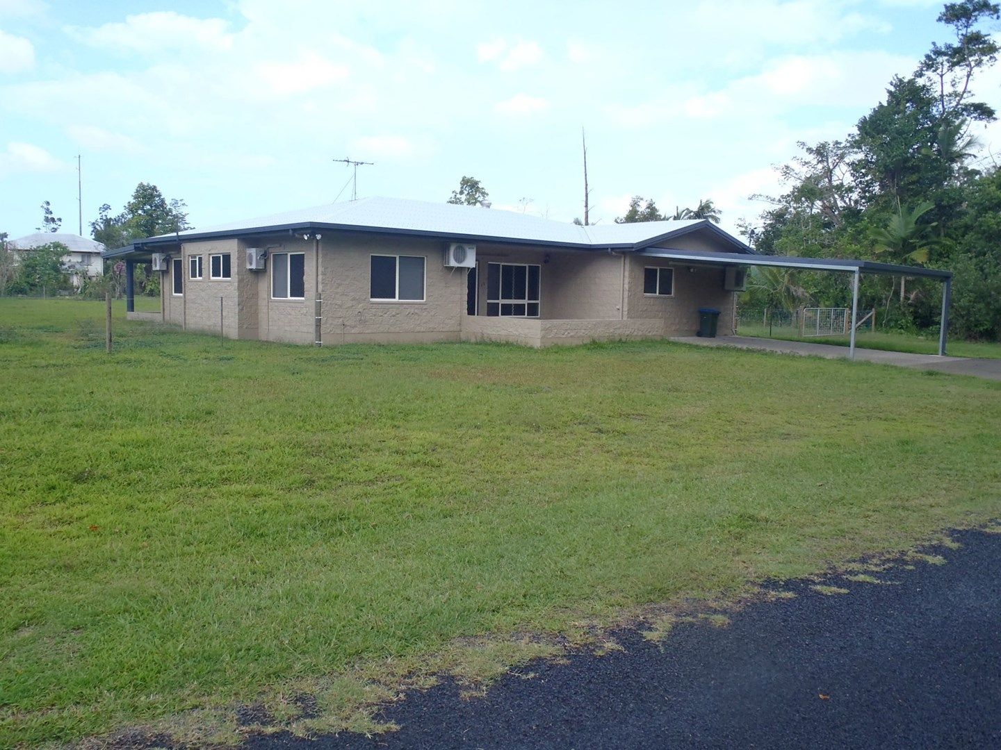 Silkwood QLD 4856, Image 0