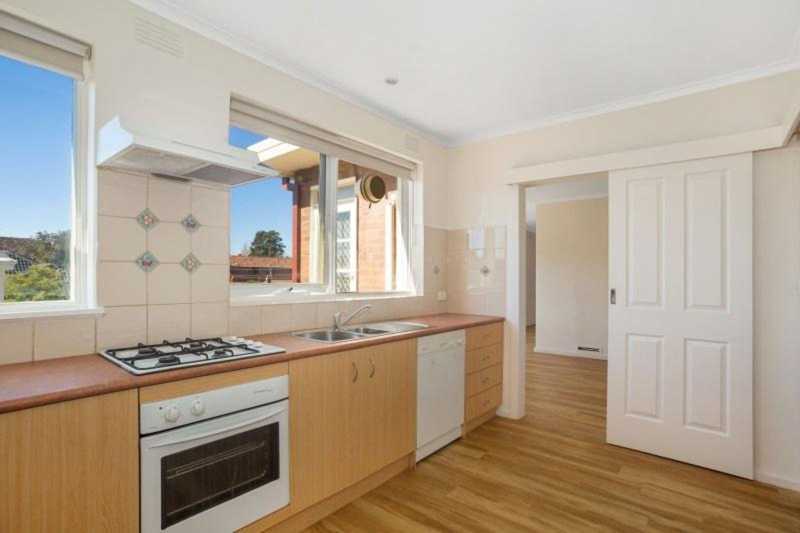 3 bedrooms Apartment / Unit / Flat in 7/48 Milton Street ELWOOD VIC, 3184