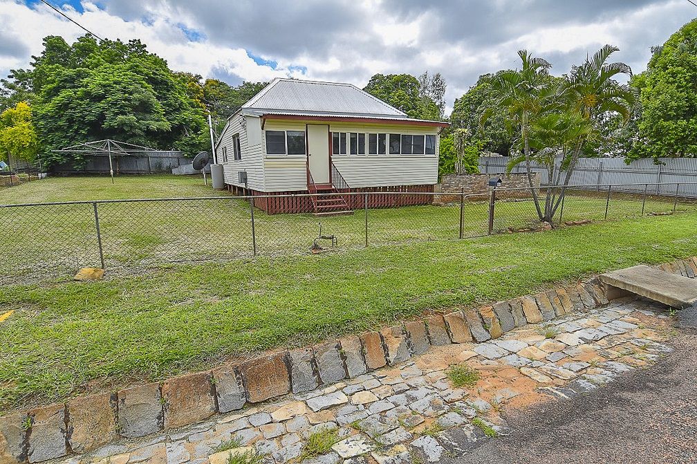 3 bedrooms House in 47 Stubley Street RICHMOND HILL QLD, 4820