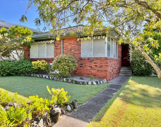 65 Ian Street, Eleebana NSW 2282