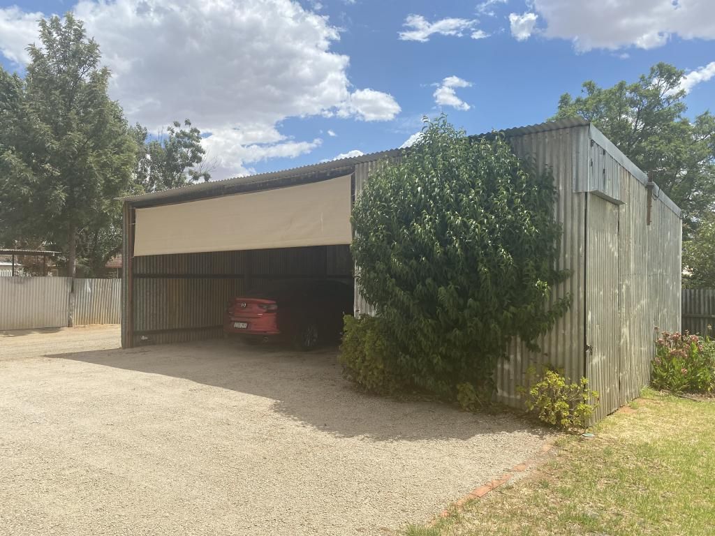 102 Chanter Street, Berrigan NSW 2712, Image 2