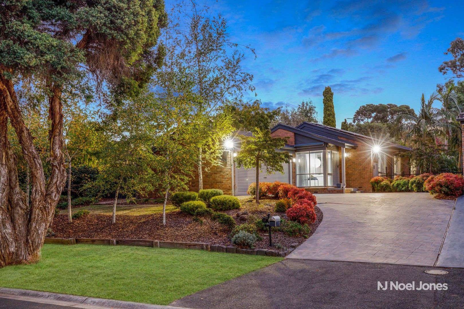 31 Settlers Hill Crescent, Croydon Hills VIC 3136, Image 0