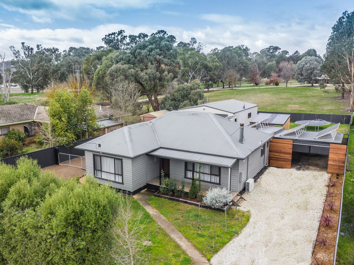 38 Highton Lane, Mansfield VIC 3722, Image 0