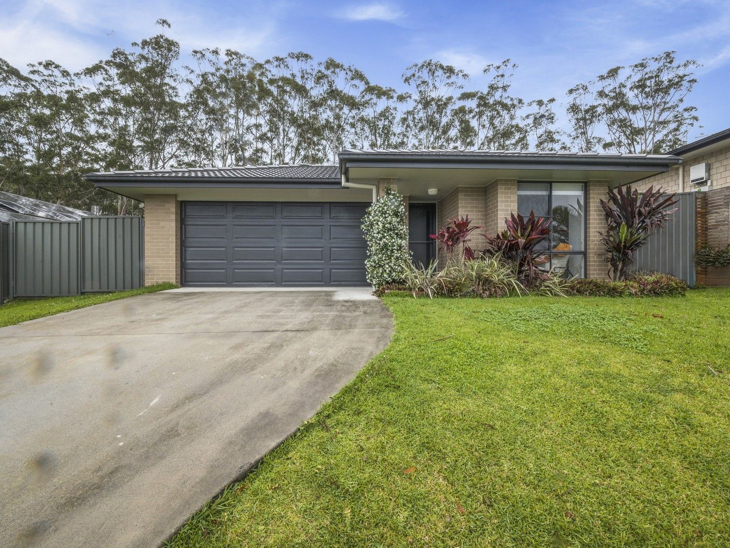 39 Admiralty Drive, Safety Beach NSW 2456, Image 0