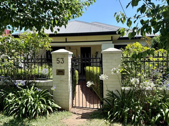2 bedrooms House in 53 Dowell Avenue TAMWORTH NSW, 2340