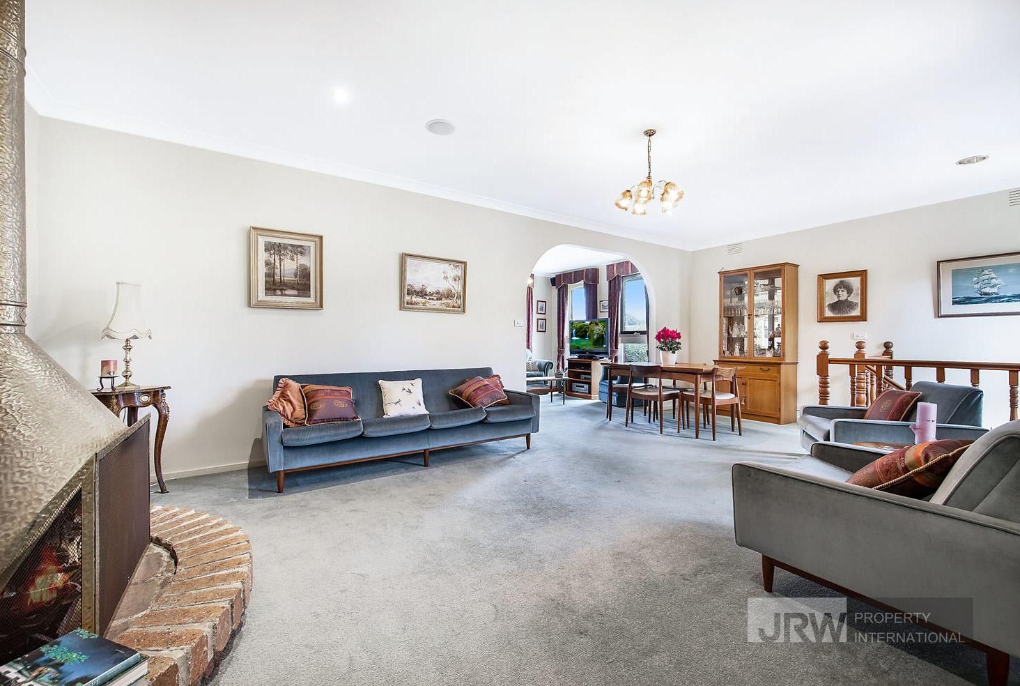 43 Cambrian Crescent, Wheelers Hill VIC 3150, Image 1