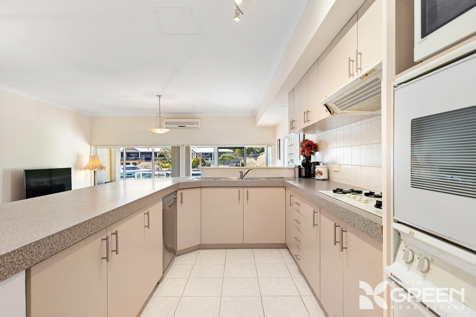 Additional image 14 of 1/20 Baruna Court, Halls Head WA 6210