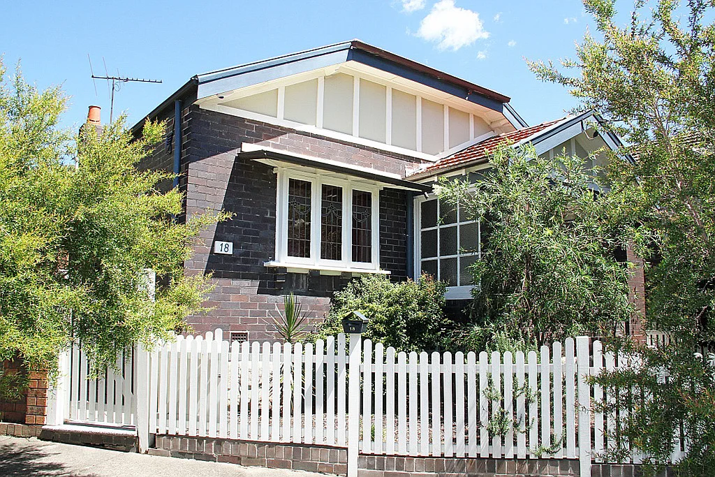 18 Blairgowrie Street, Dulwich Hill NSW 2203