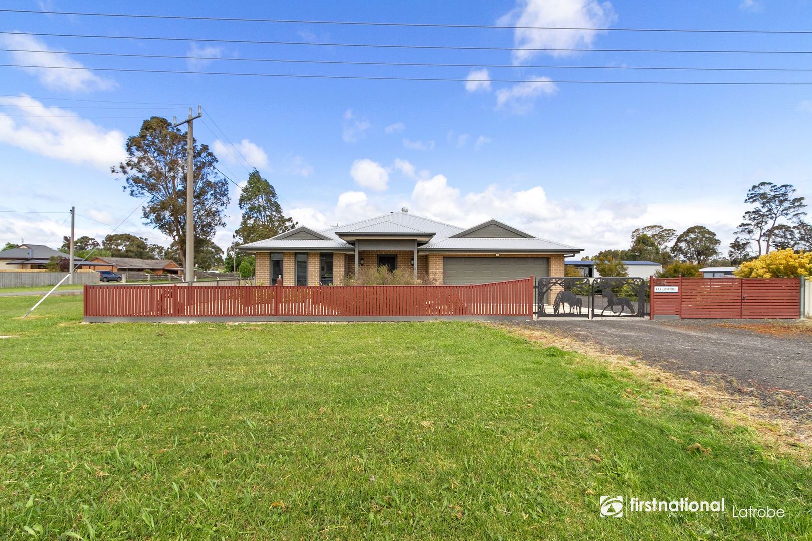 4 Hazel Street, Toongabbie VIC 3856, Image 2