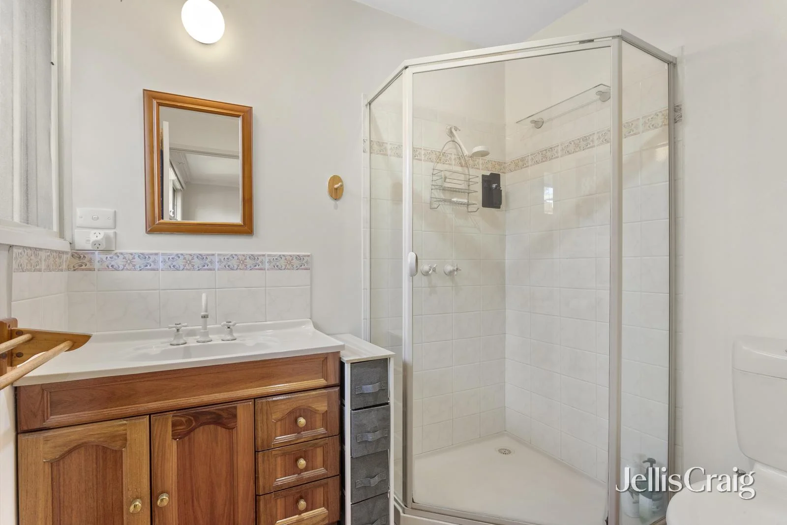 Additional image 7 of 18 Lennox Avenue, Glen Waverley VIC 3150