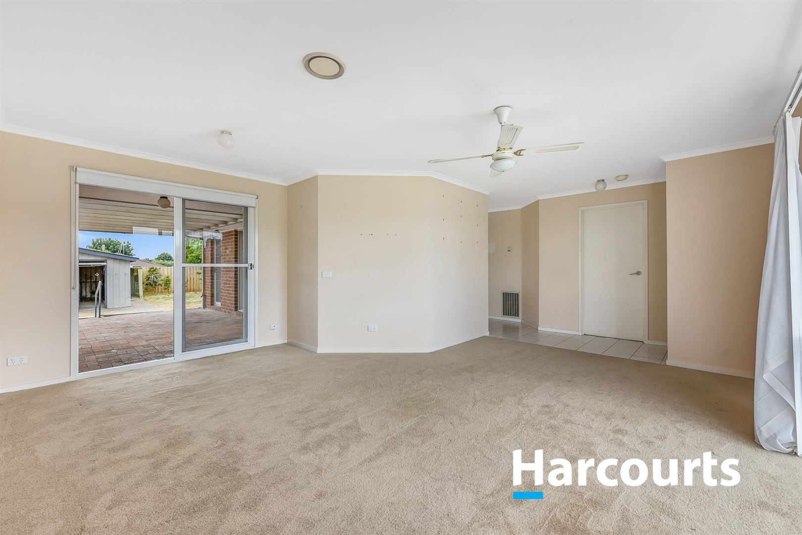 56 Andrea Crescent, Cranbourne North VIC 3977, Image 2