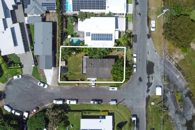 Picture of 49 Binya Avenue, COOLANGATTA QLD 4225