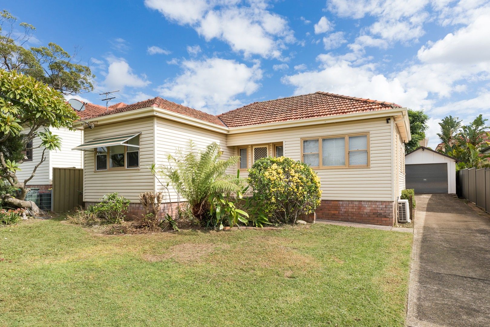 23 Balfour Avenue, Caringbah NSW 2229 House For Rent Domain