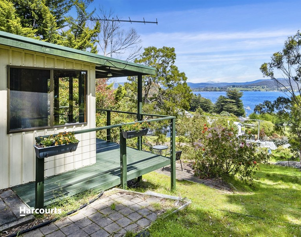 15 Helms Road, Gardners Bay TAS 7112