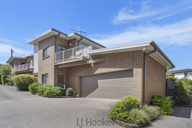 Picture of 2/8 Bayview Street, WARNERS BAY NSW 2282