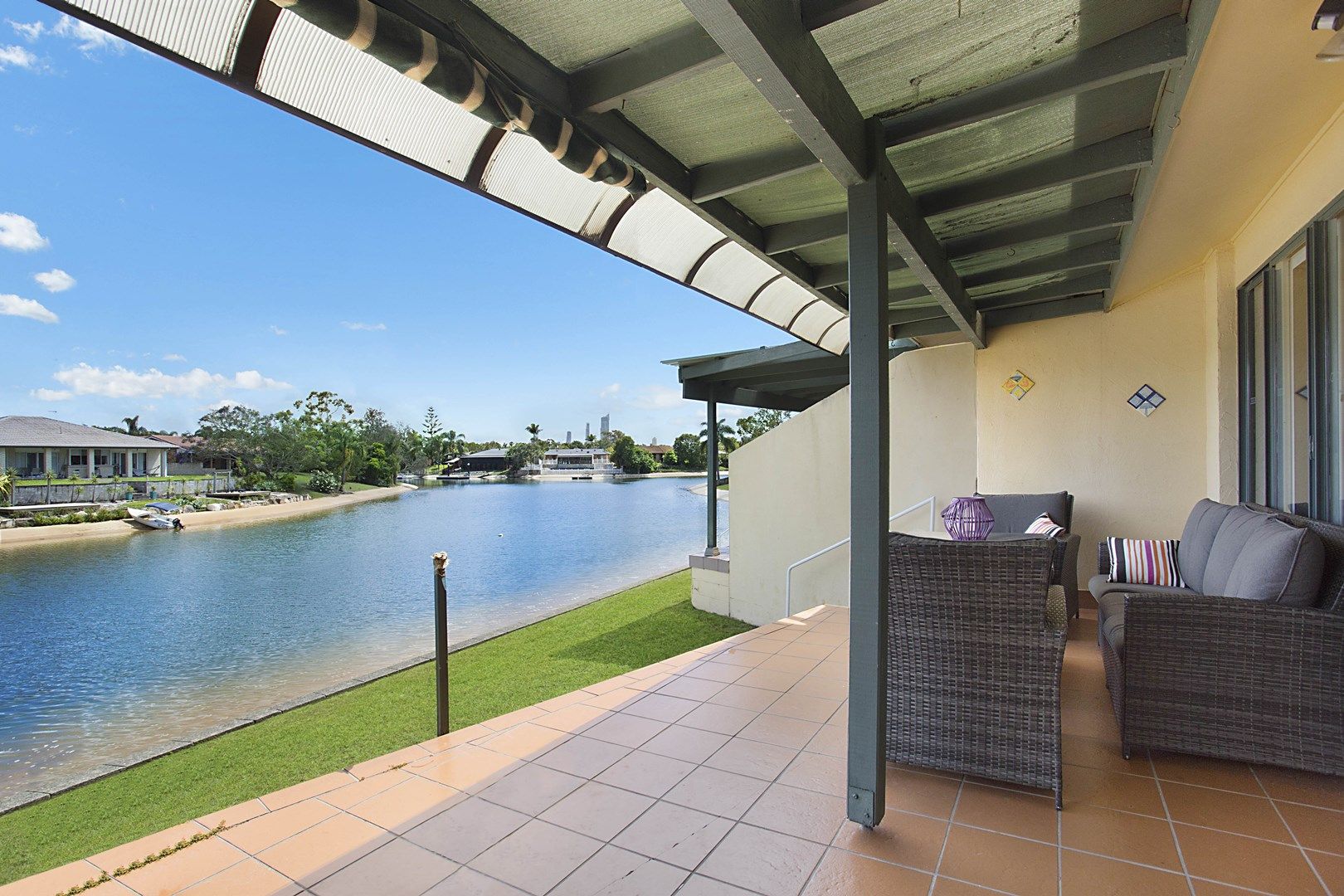 8 'Villa Floridia' 8 Dunlop Court, Mermaid Waters QLD 4218, Image 1