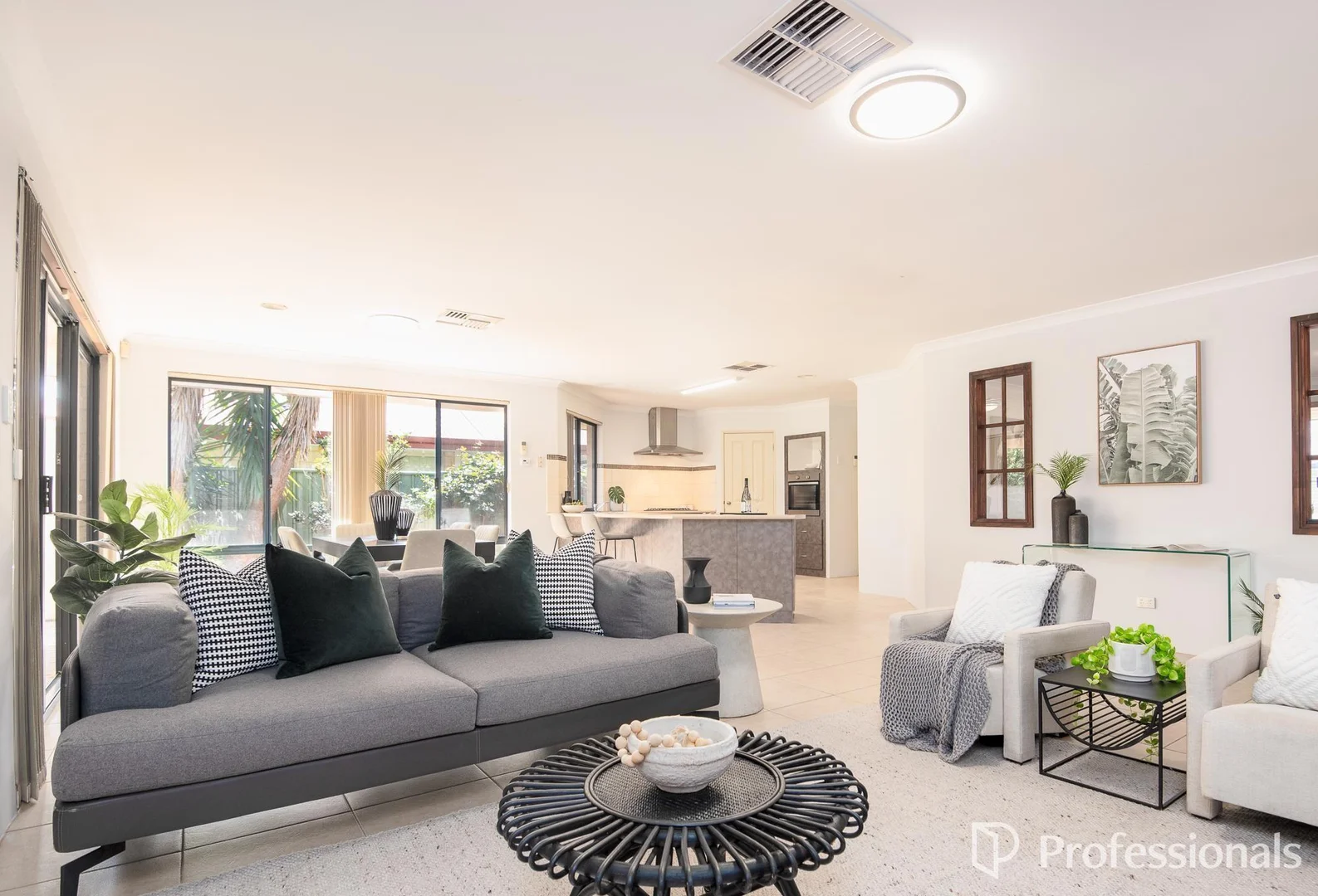 Additional image 8 of 25 Excalibur Chase, Wattle Grove WA 6107