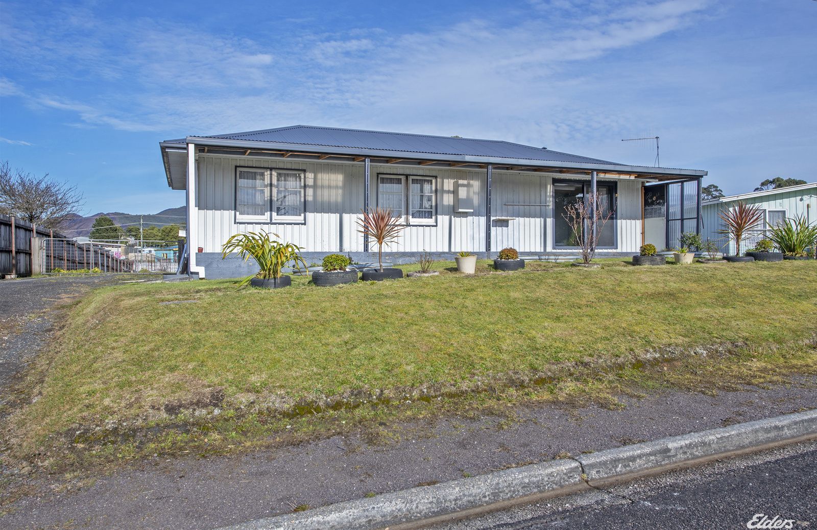 1 Westwood Street, Zeehan TAS 7469