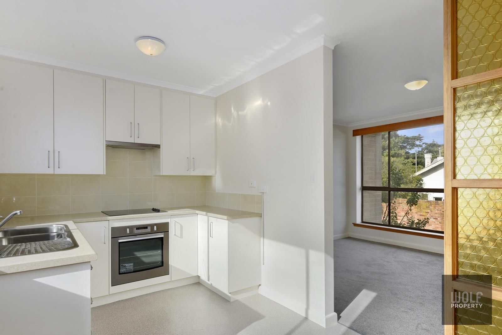 4/3 Tower Road, New Town TAS 7008, Image 2