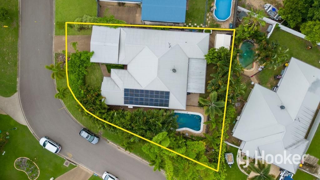 30 Greentree Circuit, Bushland Beach QLD 4818, Image 2