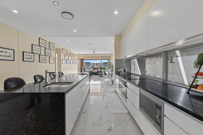 13 North View Street Hope Island 4212 - Image 6