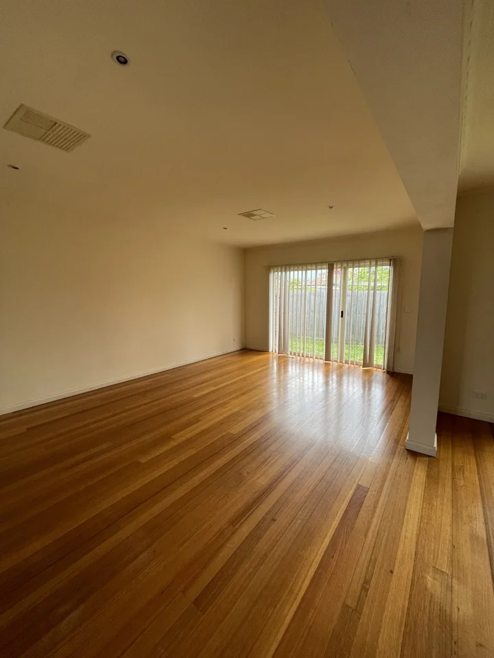 Additional image 3 of 2/33 Lanark Street, Clayton South VIC 3169