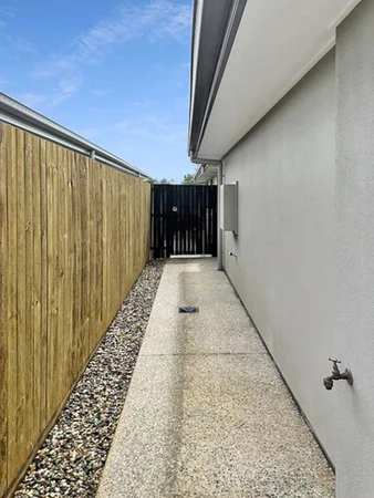 Additional image 8 of 2/5 Herbert Street, Lawnton QLD 4501