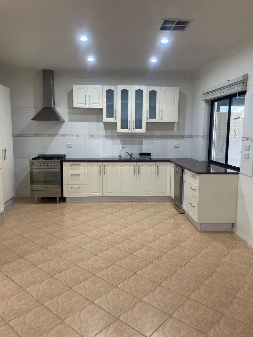 Additional image 8 of 17 Mountain Ash Court, Hackham SA 5163