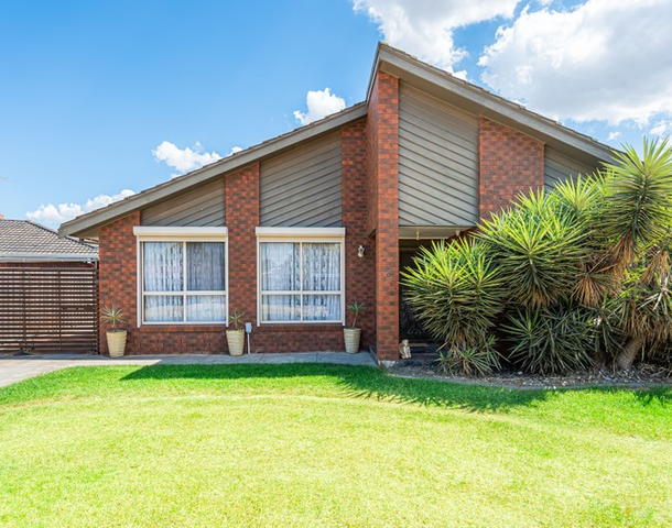 8 Howitt Court, Werribee VIC 3030