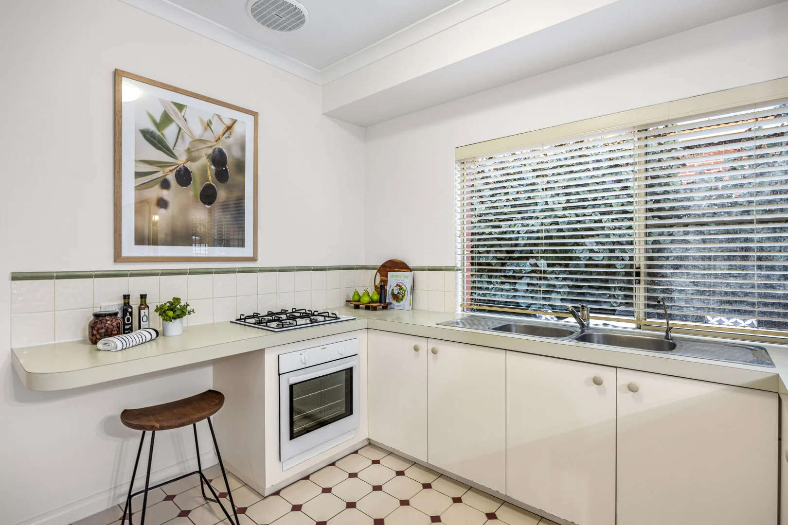 Additional image 10 of 232 Eighth Avenue, Inglewood WA 6052