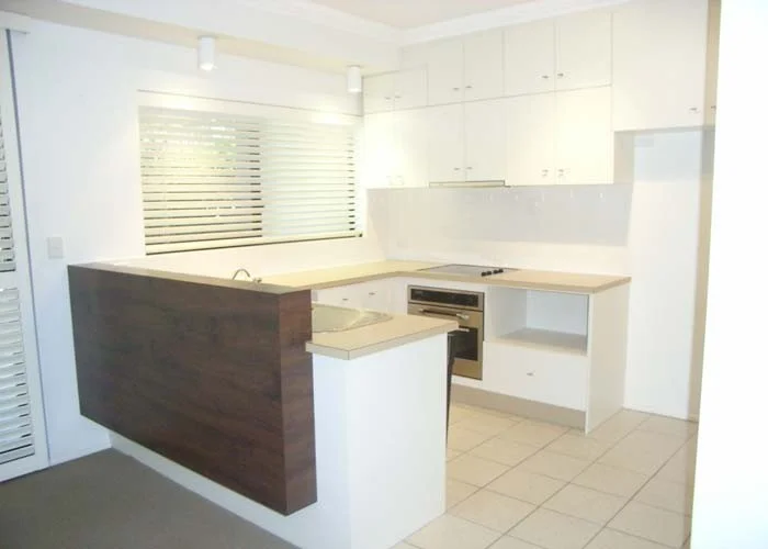 Additional image 3 of 2/55 Marine Parade, Redcliffe QLD 4020