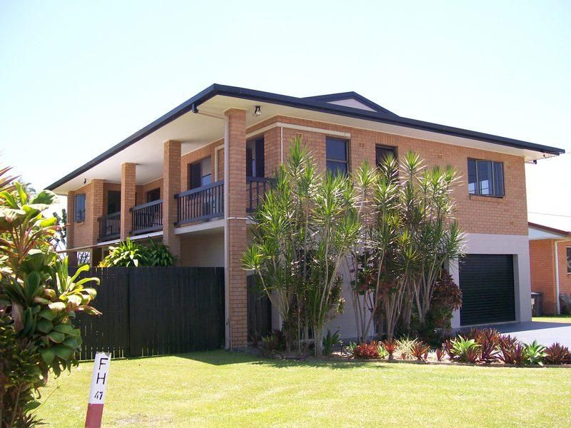 32 Flying Fish Point Road, Innisfail Estate Property History
