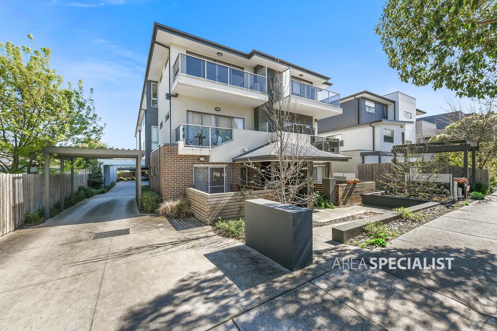 9/12 Alfrick Road, Croydon VIC 3136, Image 0