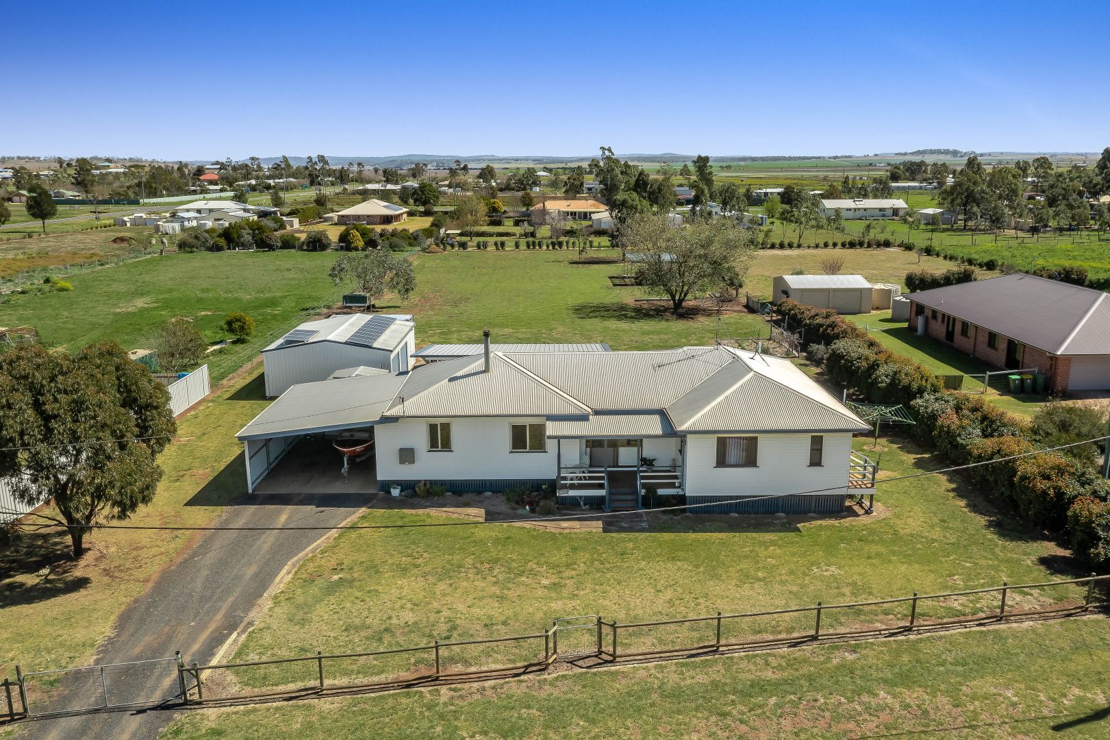 32 Railway Street, Cambooya QLD 4358, Image 1