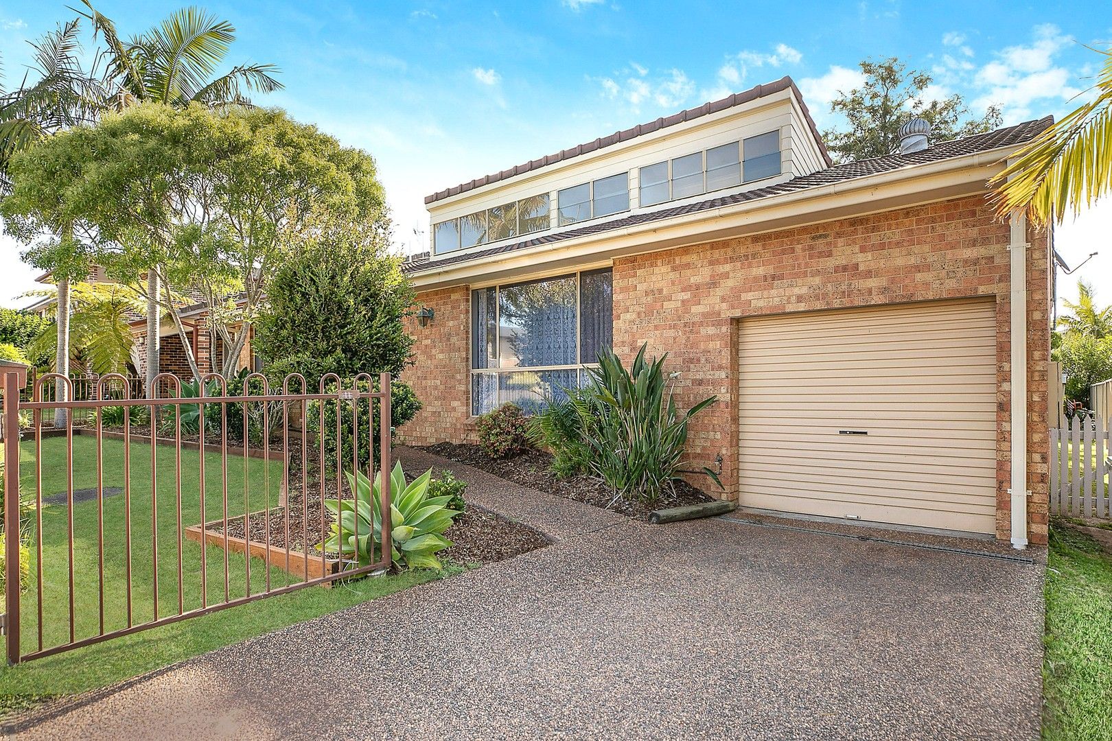 13 Sirius Avenue, Bateau Bay NSW 2261, Image 0