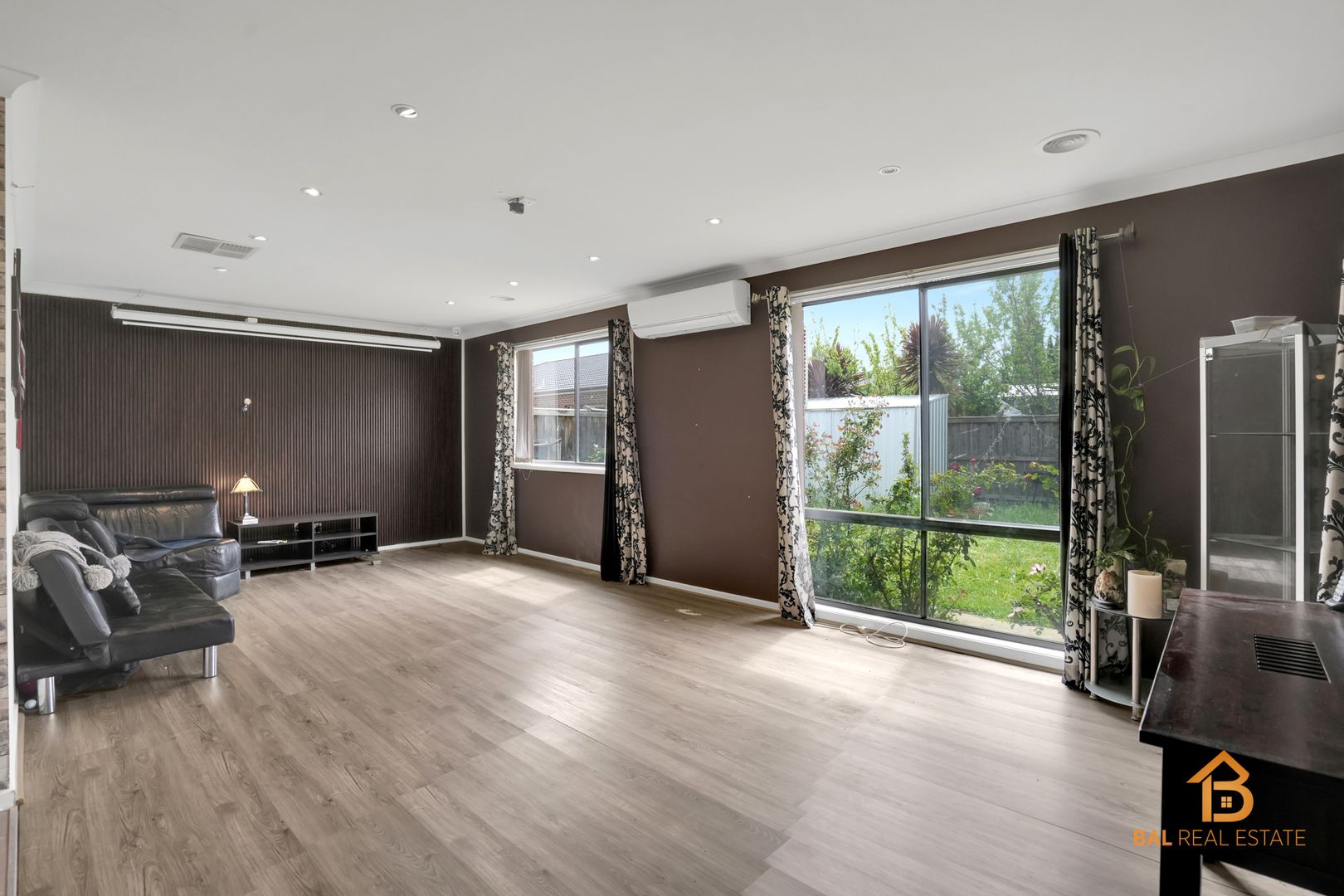 3 Sedge Place, Brookfield VIC 3338 House For Rent 460 Domain