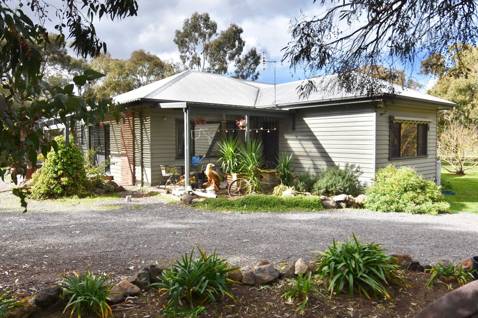 40 Fairview Road, Clunes VIC 3370