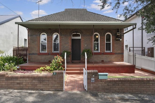 Picture of 7 Prospect Street, CARLTON NSW 2218