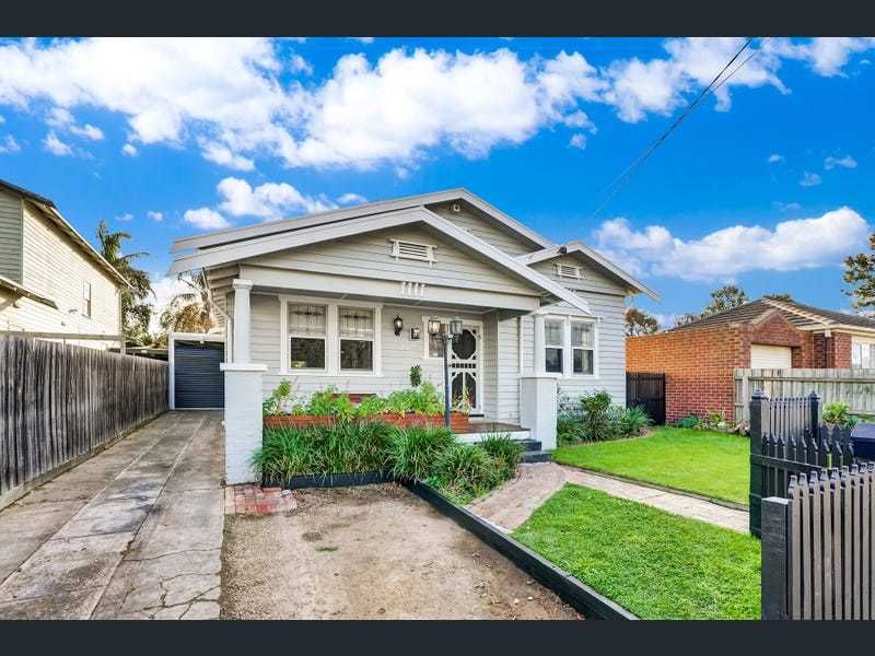 4 bedrooms House in 35 Saywell Street NORTH GEELONG VIC, 3215