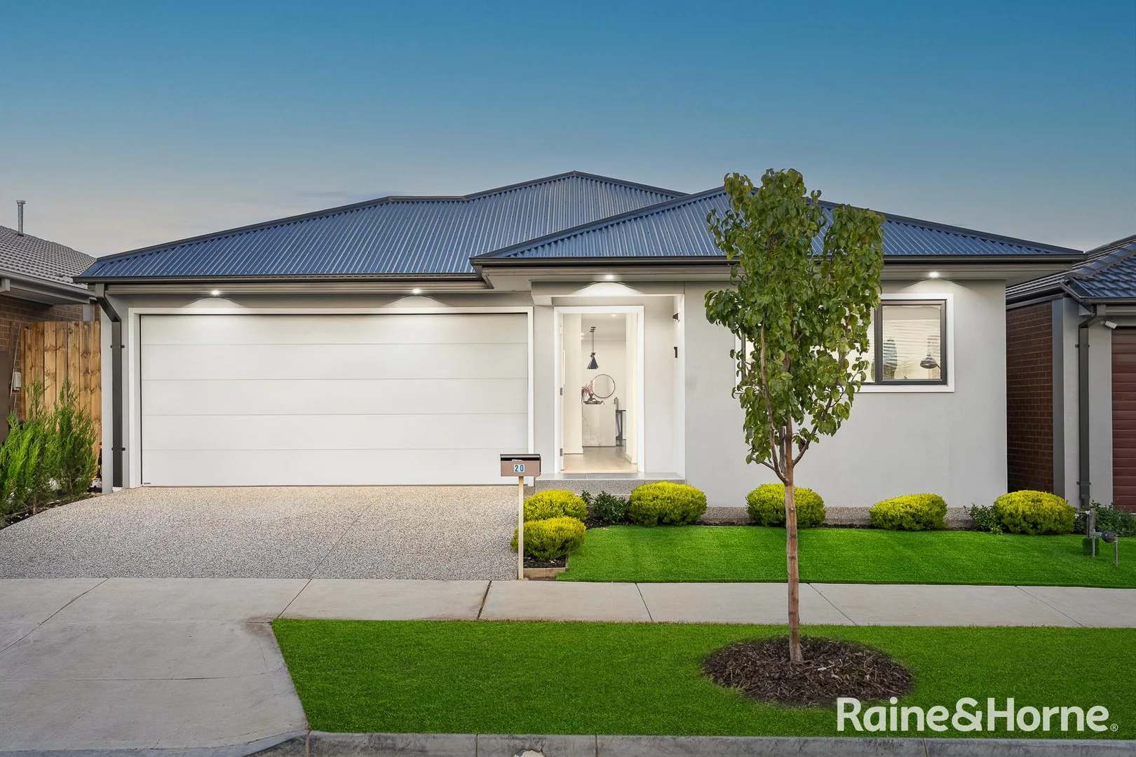 20 Franca Avenue, Fraser Rise VIC 3336