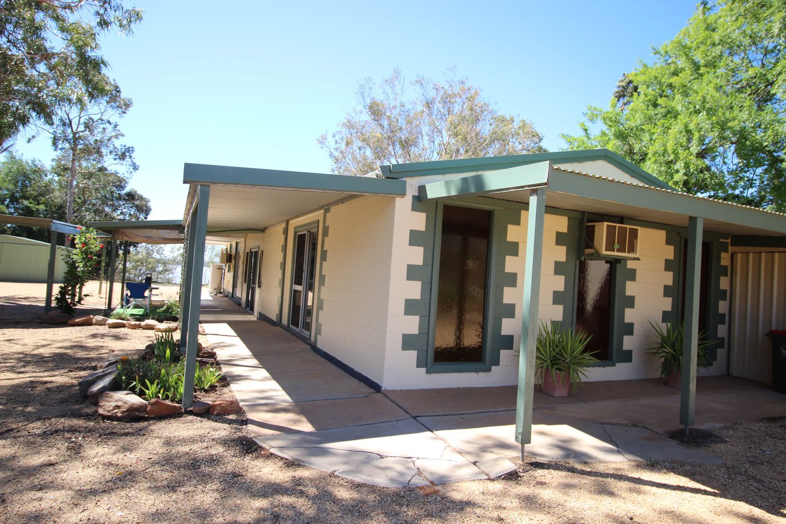 30 Albrecht Road, Kingston On Murra Property History & Address