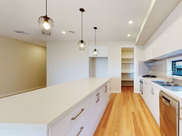 4 bedrooms House in 11 Husband Road FOREST HILL VIC, 3131