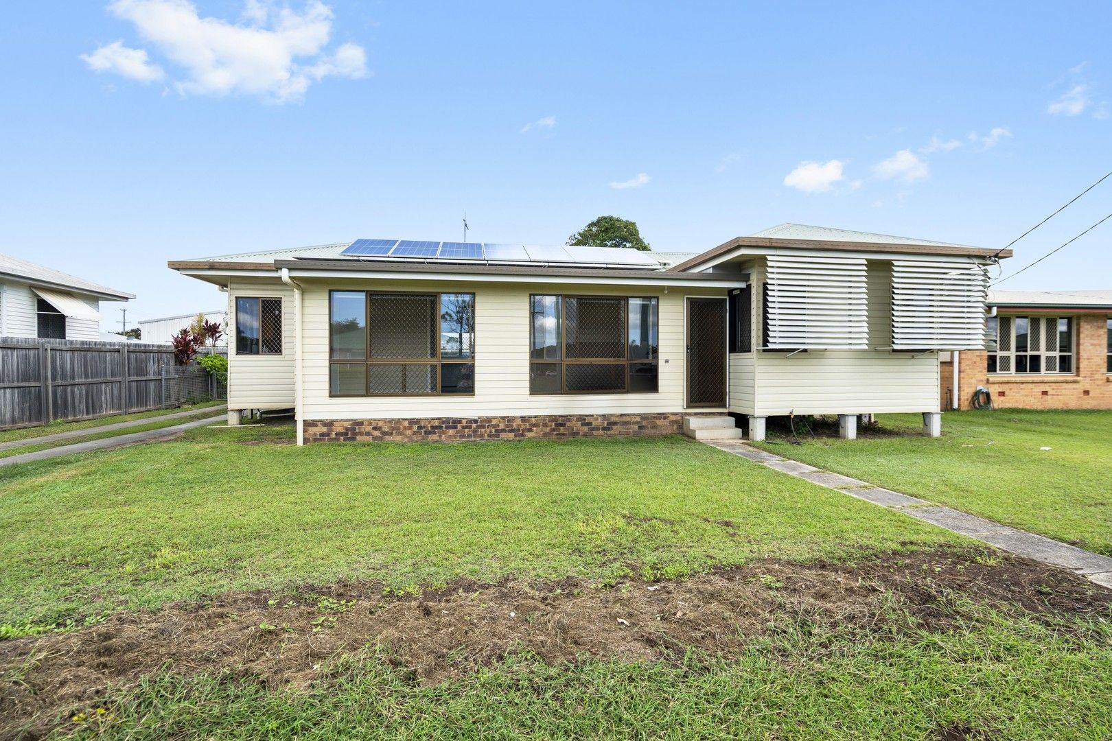 3 bedrooms House in 65 Svensson Street SVENSSON HEIGHTS QLD, 4670