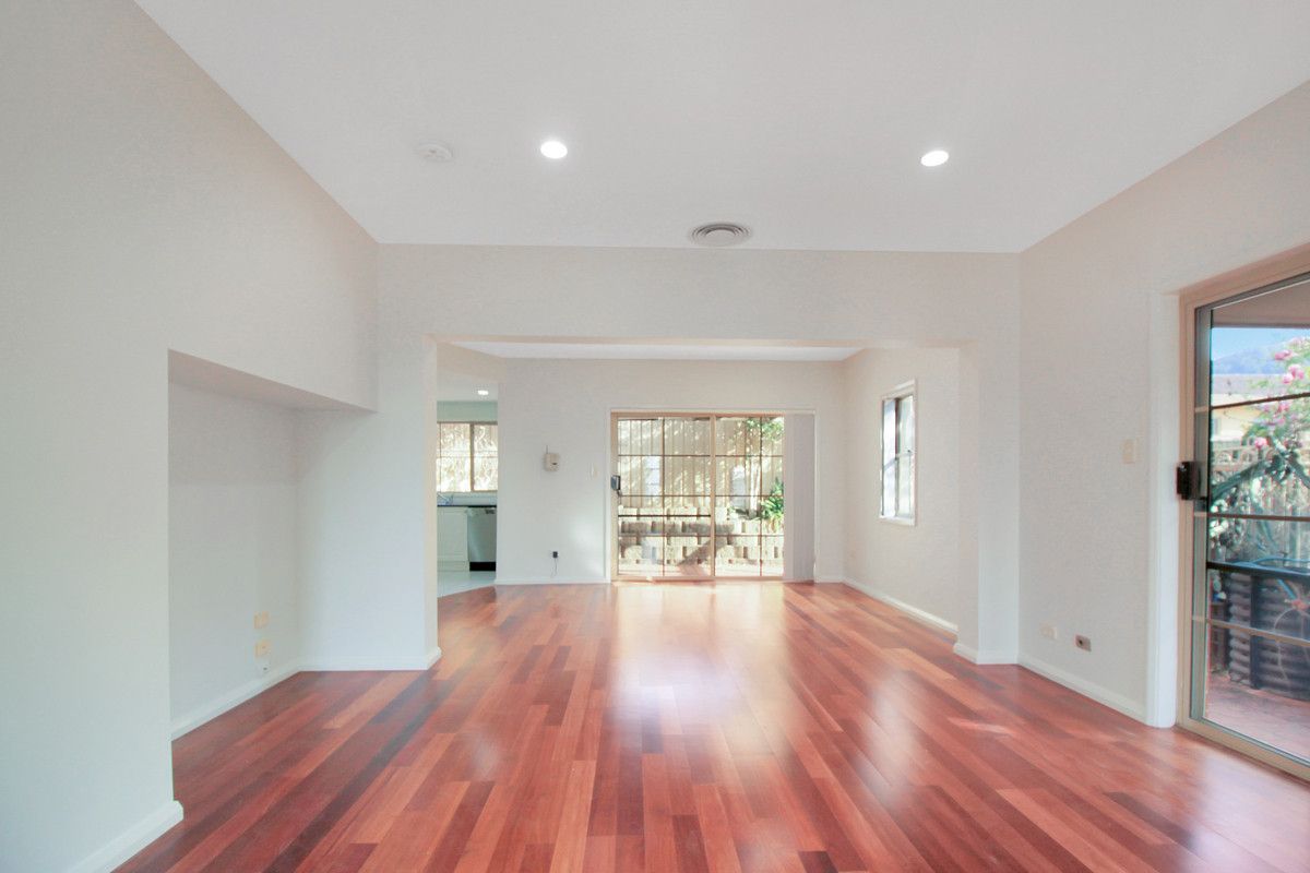 3 bedrooms Townhouse in 18/6 Kembla Street BALGOWNIE NSW, 2519