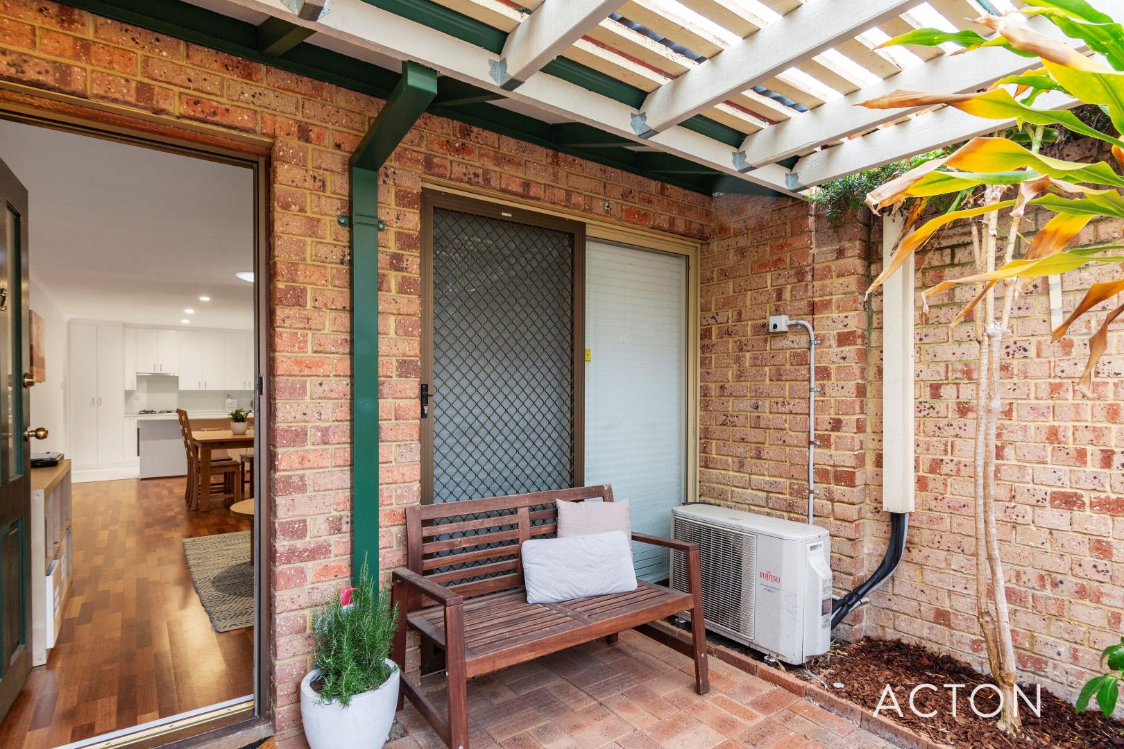 2/73 McMillan Street, Victoria Park WA 6100, Image 2