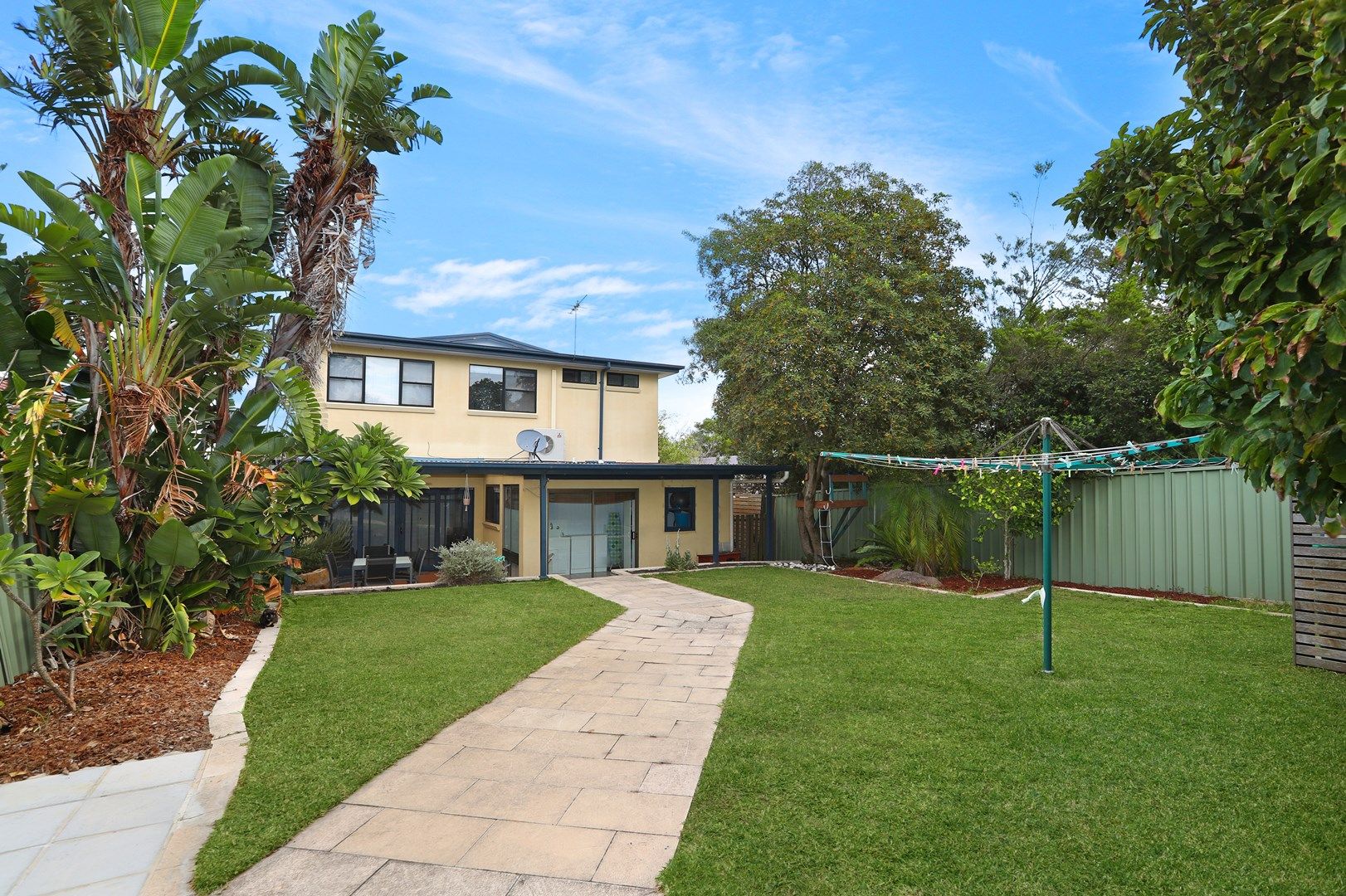 100 Arcadia Avenue, Gymea Bay Property History & Address Research