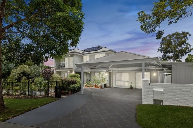 Picture of 42 Redgum Place, GAYTHORNE QLD 4051