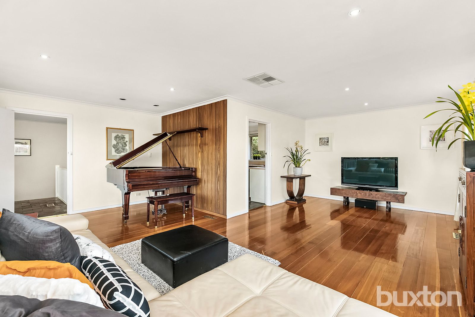 1 Boeing Court, Forest Hill VIC 3131, Image 2