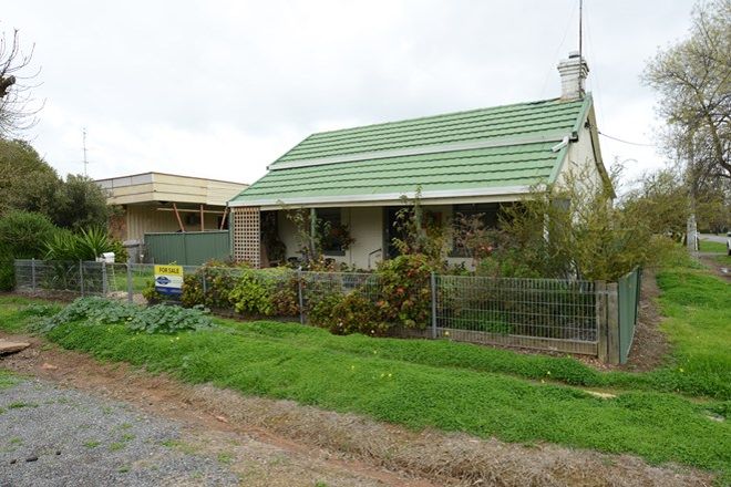 Picture of 8 Orr Street, CHARLTON VIC 3525